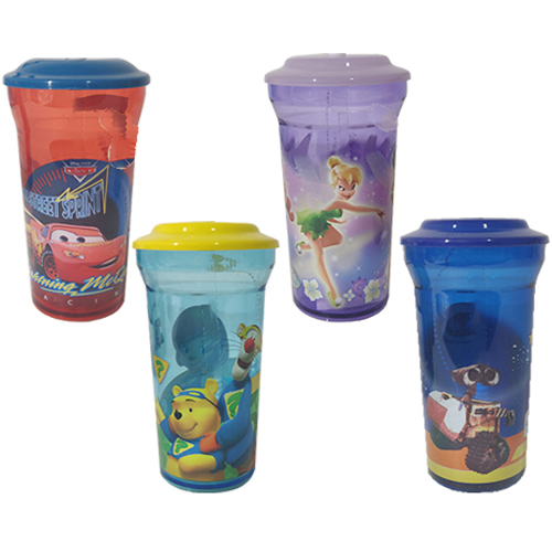 כוס פלסטיק לילדים דוגמאות שונות עם פתח עליון לקש